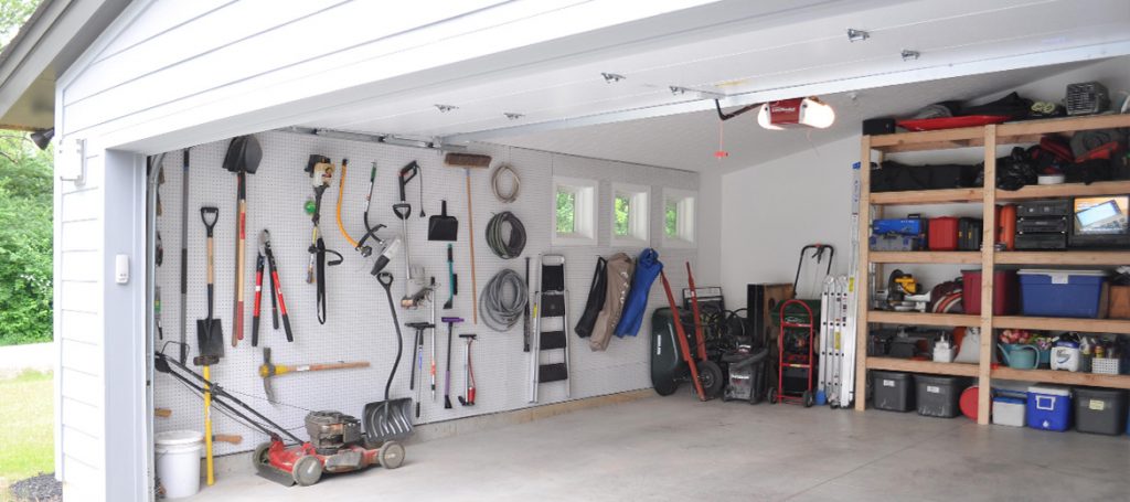 come-organizzare-e-arredare-il-garage